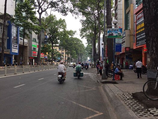 Cho thuê mặt bằng cửa hàng trên đường Nguyễn Huy Tưởng với giá từ 25 triệu