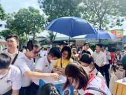 Bất động sản TP.HCM đầu 2026: Nguồn cung bung nổ nhưng phân hóa mạnh