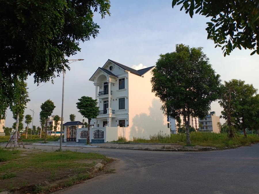 Chính chủ bán biệt thự Thanh Hà Cienco- lô  góc A2.3-BT4-Ô 9 giá rẻ